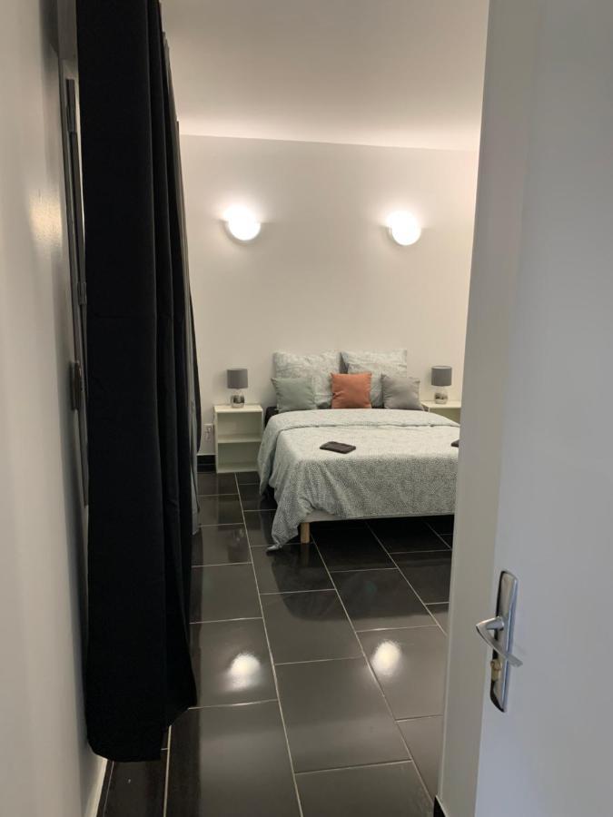 Villa Tenjin Chambre 1 Bondy Esterno foto